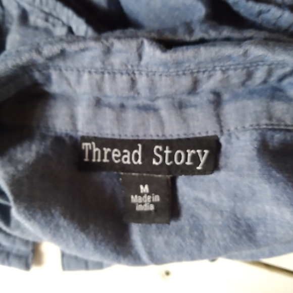 Thread Story Blue Sleeveless Chambray Shirt Size Medium - Picture 4 of 5